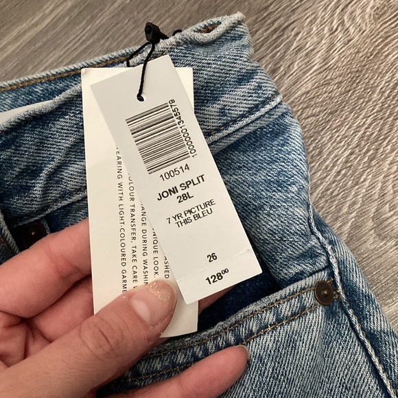NWT Aritzia Denim Forum Joni Split - High Rise Loose Jeans 26 x 28 - Picture 9 of 10